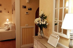 Apartment Cinecittà - 50 meters from subway line A